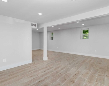 436 East Saddle River Road - Photo Thumbnail 20