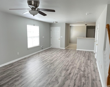 2651 Vega Court - Photo Thumbnail 7