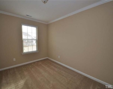 307 Leighann Ridge Lane - Photo Thumbnail 7