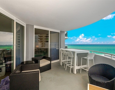 6301 Sw Collins Ave - Photo Thumbnail 2