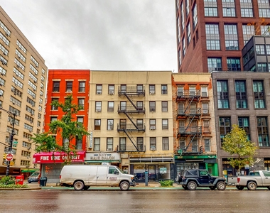 First Ave and 52nd street - Photo Thumbnail 9