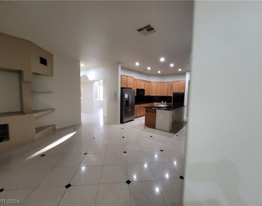 7728 Villa De La Paz Avenue - Photo Thumbnail 23