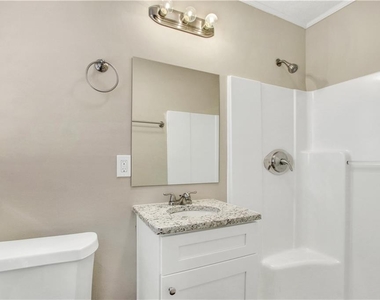 3869 Rosedale Lane - Photo Thumbnail 9