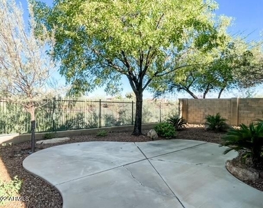 40618 N Apollo Way - Photo Thumbnail 8