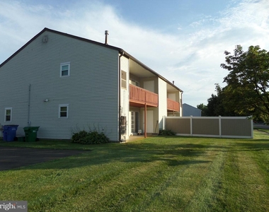 4548 Rosemarie Dr - Photo Thumbnail 0