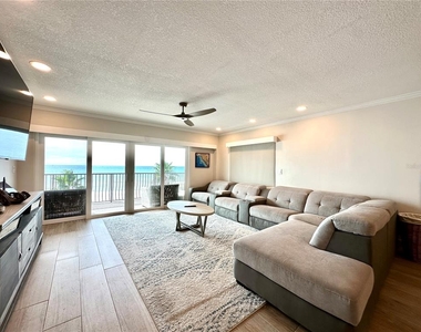 13650 Gulf Boulevard - Photo Thumbnail 5