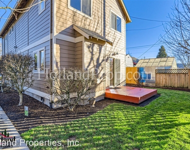 319 Nw Adams Ave - Photo Thumbnail 26