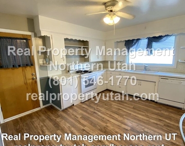 1138 Liberty - Photo Thumbnail 5