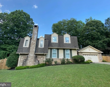 3903 Bentwood Ct - Photo Thumbnail 0