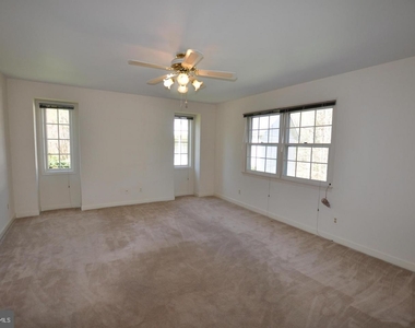 3903 Bentwood Ct - Photo Thumbnail 16