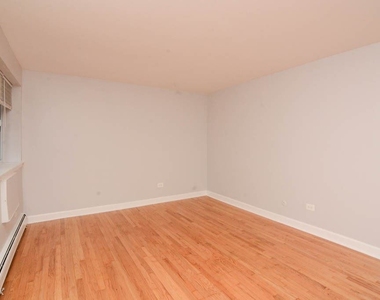 1040 W. Hollywood, Unit A213 - Photo Thumbnail 3