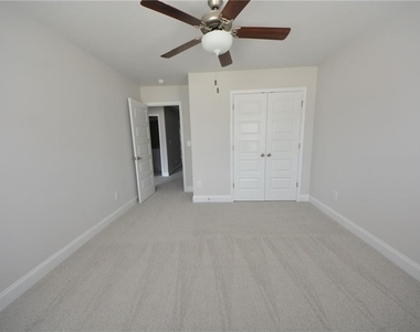 2463 Chene Place - Photo Thumbnail 29