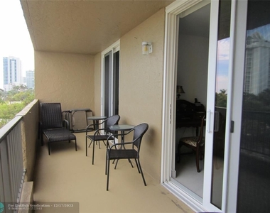 1421 S Ocean Blvd - Photo Thumbnail 1