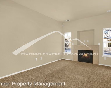 1025 Cheyenne Villas Point - Photo Thumbnail 4