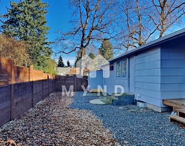 7203 Se Harmony Dr - Photo Thumbnail 18