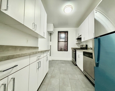 600 West 178th Street - Photo Thumbnail 5