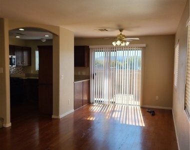 3367 Sparrow Heights Avenue - Photo Thumbnail 16