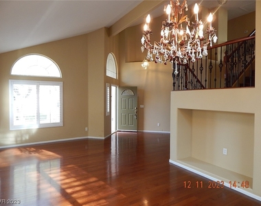 1733 Chevrus Court - Photo Thumbnail 10