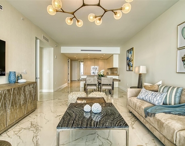 15701 Collins Ave - Photo Thumbnail 11