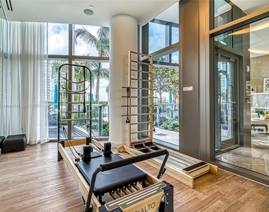 15701 Collins Ave - Photo Thumbnail 54