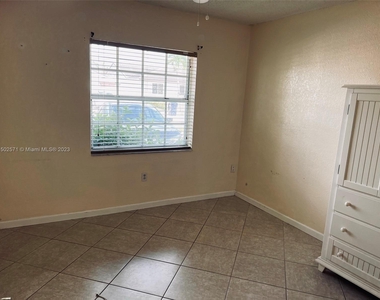 1260 Sw 142nd Ct - Photo Thumbnail 33