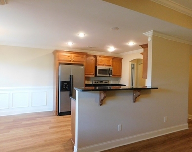 2850 Foxcroft Circle - Photo Thumbnail 9