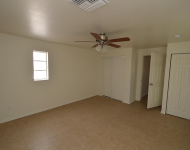 1514 S Sahuara Avenue - Photo Thumbnail 4