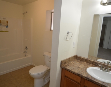 1514 S Sahuara Avenue - Photo Thumbnail 5