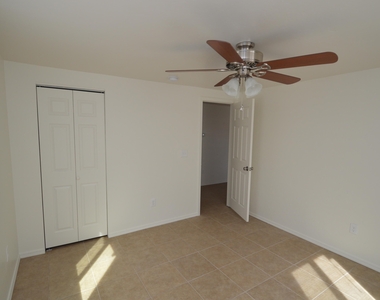 1514 S Sahuara Avenue - Photo Thumbnail 6