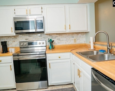 448 Deerwood Street 10b - Photo Thumbnail 0