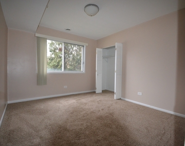 17504 Sandalwood Drive - Photo Thumbnail 11