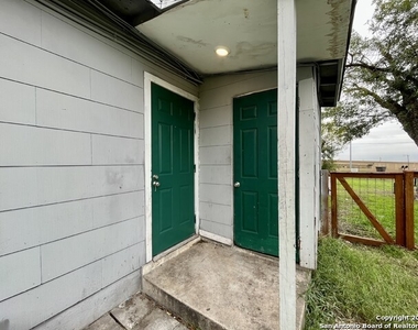 343 Tarasco St - Photo Thumbnail 17