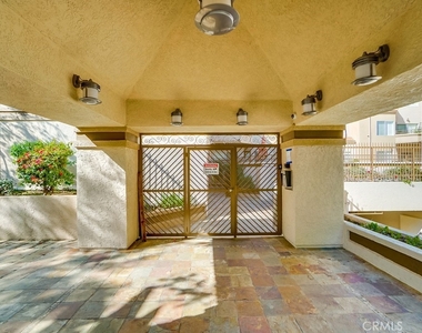 501 E Del Mar Boulevard - Photo Thumbnail 2