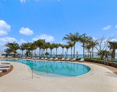 15701 Collins Ave - Photo Thumbnail 66