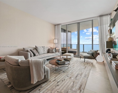 15701 Collins Ave - Photo Thumbnail 8