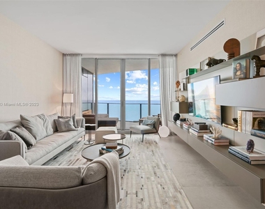 15701 Collins Ave - Photo Thumbnail 9