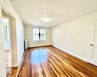 34-33 90th Street - Photo Thumbnail 3