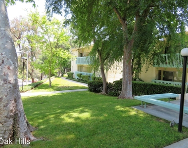 1635 Neil Armstrong Street - Photo Thumbnail 2