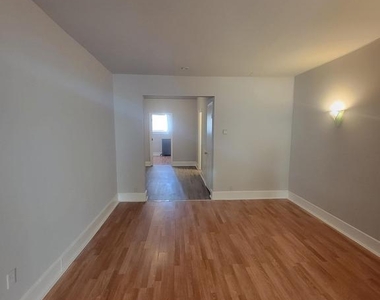 5156 Pennway St - Photo Thumbnail 1