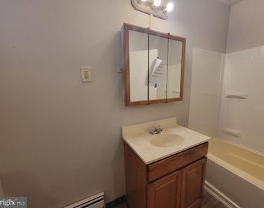 5156 Pennway St - Photo Thumbnail 6