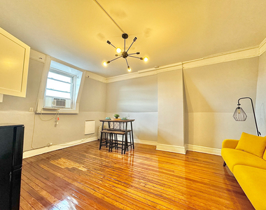 74 Cornelia Street - Photo Thumbnail 8