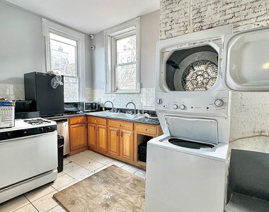 74 Cornelia Street - Photo Thumbnail 3