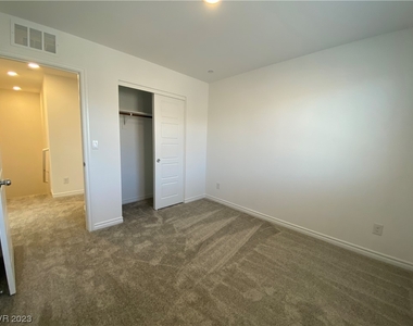 10713 Norfolk View Court - Photo Thumbnail 24