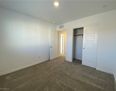 10713 Norfolk View Court - Photo Thumbnail 25