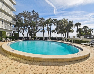 2611 Bayshore Boulevard - Photo Thumbnail 34