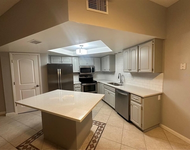 557 Pinellas Bayway S - Photo Thumbnail 9