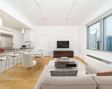 554 West 54th Street - Photo Thumbnail 1