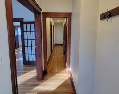 83 Belgrade Ave - Photo Thumbnail 9