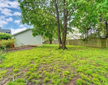 1331 Oakdale Avenue - Photo Thumbnail 21