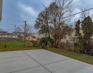 1805 Locust Lane - Photo Thumbnail 20